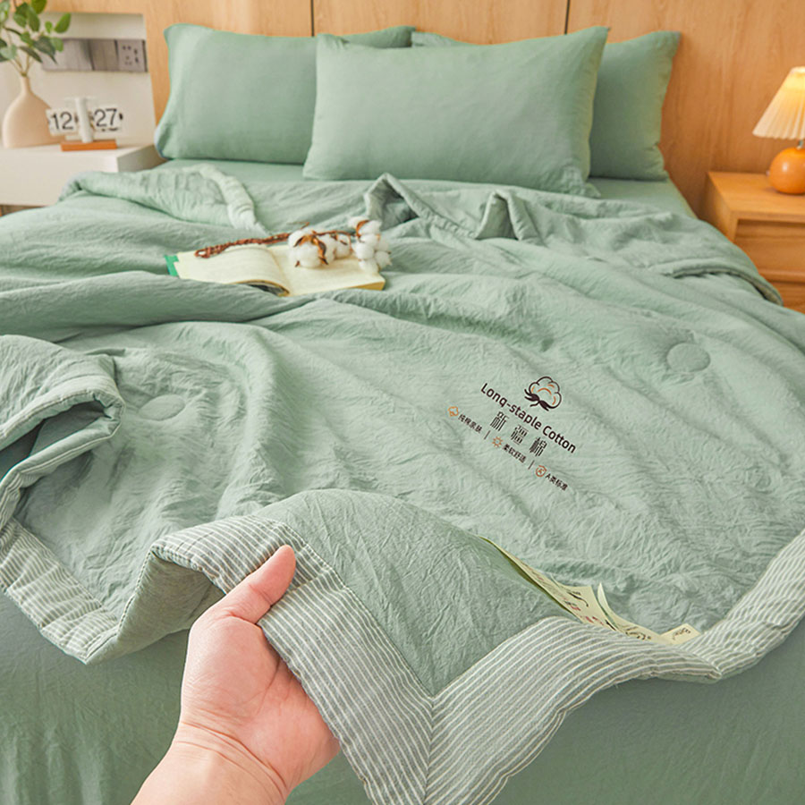Microfiber Summer Quilted Quil - đánh giá và giá Bed Sheet Microfiber